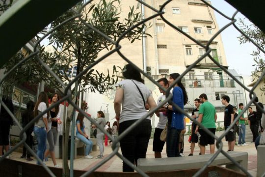 «Ψηφιακός εκσυγχρονισμός» με... λειτουργικό αναλφαβητισμό; - Το σχολείο σε κρίσιμη καμπή
